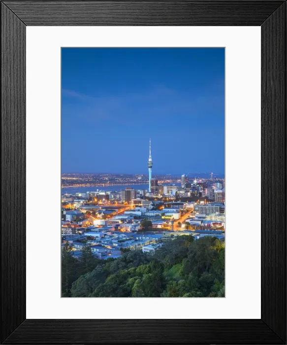 Framed Print : View of Auckland from Mount Eden at dusk, Auckland, North Island, New Zealand Framed Print : View of Auckland from Mount Eden at dusk, Auckland, North Island, New Zealand