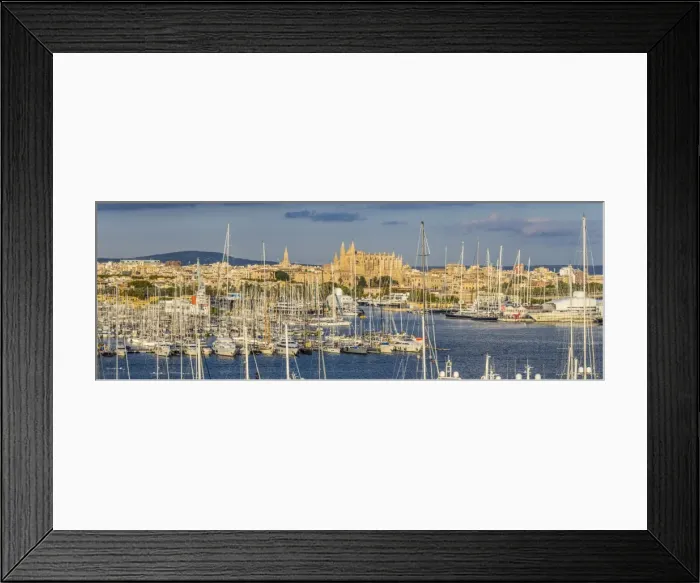 Framed Print : Cathedral La Seu and harbour, Palma, Mallorca (Majorca), Balearic Islands, Spain