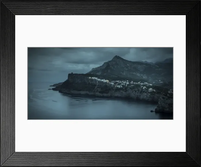 Framed Print : Port de Soller, Serra de Tramuntana, Mallorca (Majorca), Balearic Islands, Spain Framed Print : Port de Soller, Serra de Tramuntana, Mallorca (Majorca), Balearic Islands, Spain