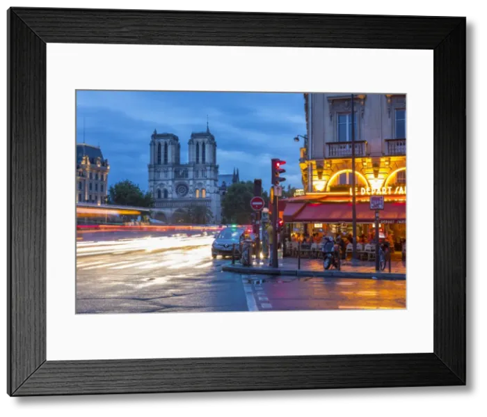 Framed Print : Place St. Michel & Notre Dame cathedral, Rive Gauche, Paris, France Framed Print : Place St. Michel & Notre Dame cathedral, Rive Gauche, Paris, France