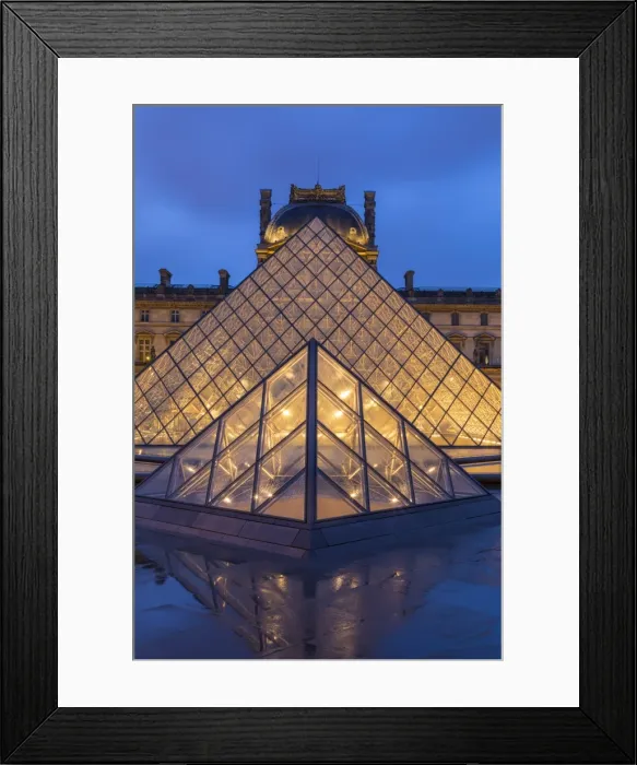 Framed Print : Pyramide du Louvre, Le Louvre, Paris, France Framed Print : Pyramide du Louvre, Le Louvre, Paris, France