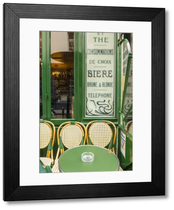 Framed Print : Cafe in the Marais dsitrict, Paris, France Framed Print : Cafe in the Marais dsitrict, Paris, France