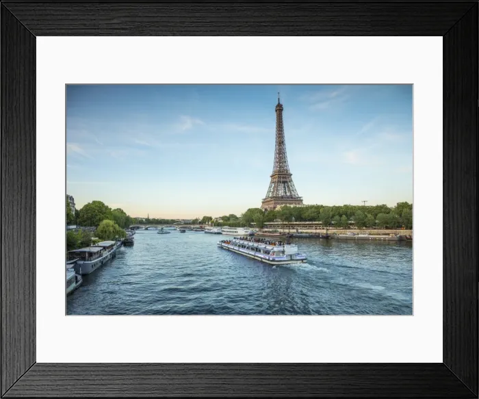 Framed Print : Eiffel Tower, Paris, France Framed Print : Eiffel Tower, Paris, France