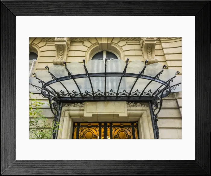 Framed Print : Architectural detail, 7th arrondissement, Paris, France Framed Print : Architectural detail, 7th arrondissement, Paris, France