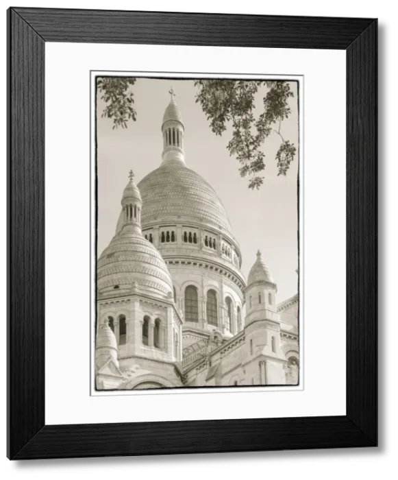 Framed Print : Sacre Coeur cathedral, Paris, France Framed Print : Sacre Coeur cathedral, Paris, France