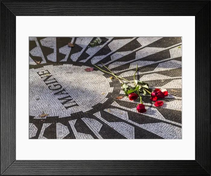 Framed Print : USA, New York, New York City, Central Park, Strawberry Fields, memorial to John Lennon Framed Print : USA, New York, New York City, Central Park, Strawberry Fields, memorial to John Lennon