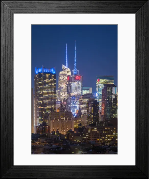 Framed Print : USA, New York, New York City, Mid-Town Manhattan, elevated city skyline from the west Framed Print : USA, New York, New York City, Mid-Town Manhattan, elevated city skyline from the west