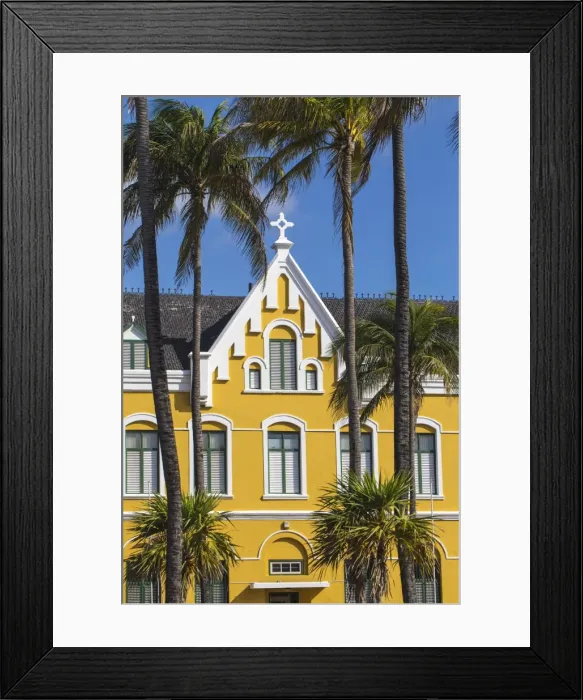Framed Print : Curacao, Willemstad, Pietermaai, Dutch colonial building on Julianaplein