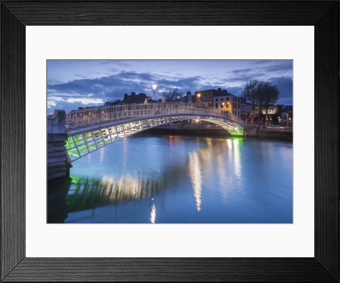 Framed Print : Ireland, Dublin, Hapenny Bridge over the River Liffey, dusk Framed Print : Ireland, Dublin, Hapenny Bridge over the River Liffey, dusk