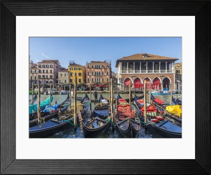Framed Print : Mercati di Rialto (Rialto market) & Grand Canal, Venice, Italy