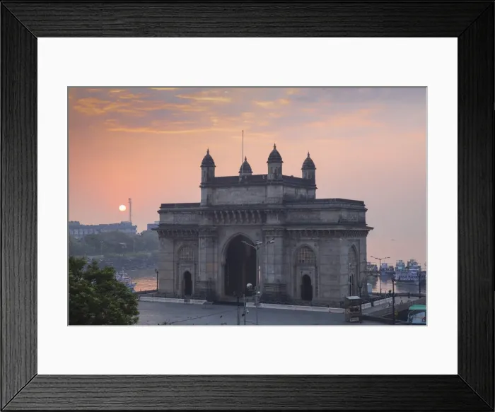 Framed Print : India, Maharashtra, Mumbai, View of Gateway of India Framed Print : India, Maharashtra, Mumbai, View of Gateway of India