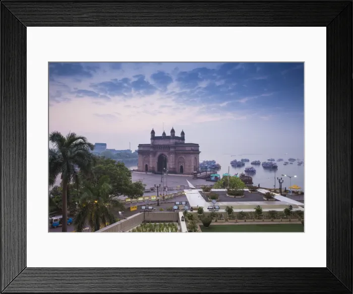 Framed Print : India, Maharashtra, Mumbai, View of Gateway of India Framed Print : India, Maharashtra, Mumbai, View of Gateway of India