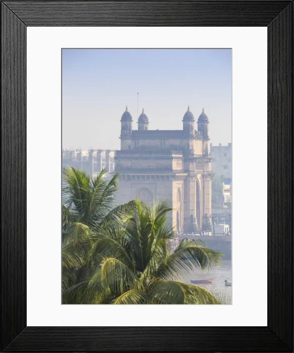 Framed Print : India, Maharashtra, Mumbai, View of Gateway of India Framed Print : India, Maharashtra, Mumbai, View of Gateway of India