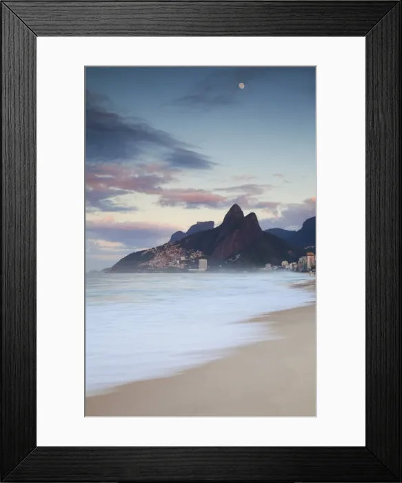 Framed Print : Ipanema beach at dawn, Rio de Janeiro, Brazil