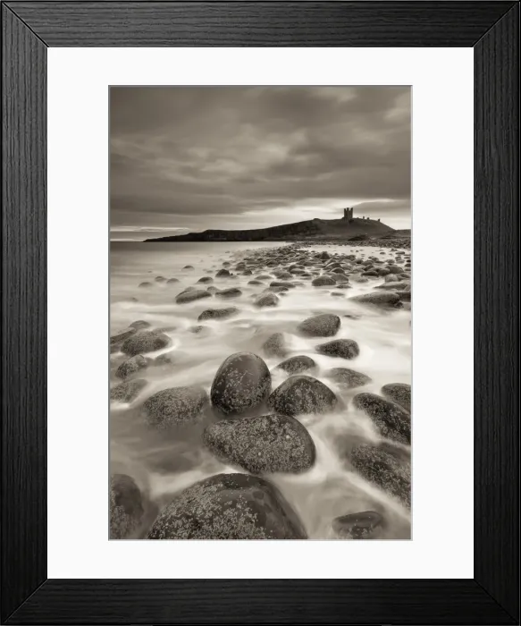 Framed Print : Dunstanburgh Castle at dawn from Embleton Bay, Northumberland, England. Spring (April) Framed Print : Dunstanburgh Castle at dawn from Embleton Bay, Northumberland, England. Spring (April)