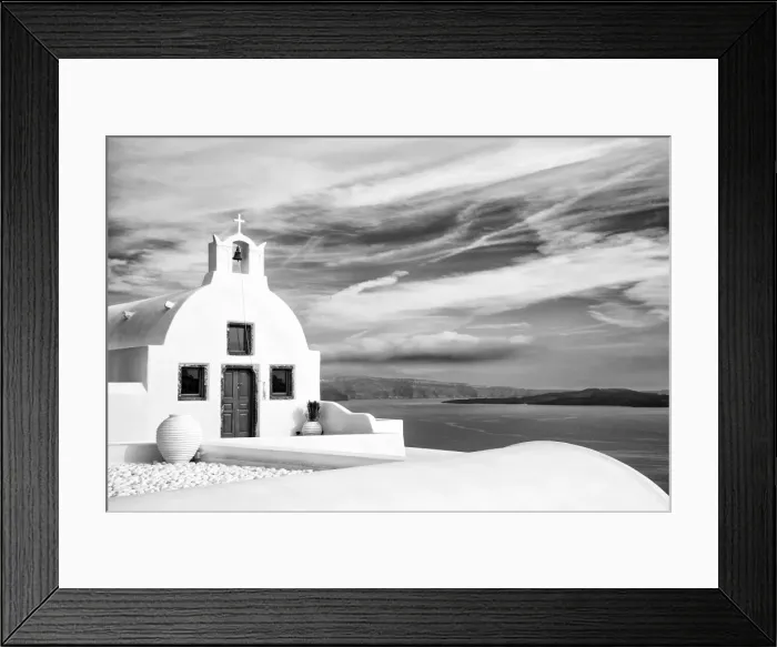 Framed Print : Church in Oia, Santorini (Thira), Greece