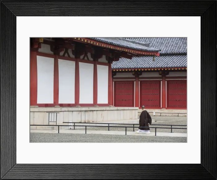 Framed Print : Monk at Shitenno-ji temple, Tennoji, Osaka, Kansai, Japan Framed Print : Monk at Shitenno-ji temple, Tennoji, Osaka, Kansai, Japan