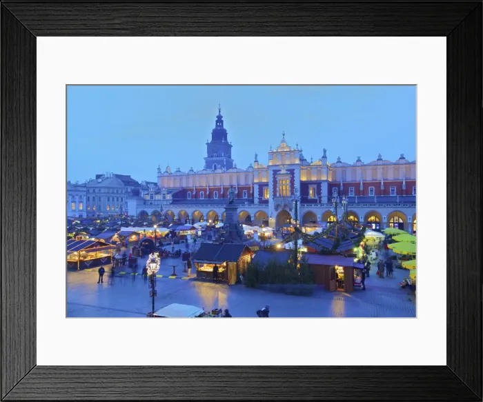 Framed Print : Christmas Market, Krakow, Poland, Europe Framed Print : Christmas Market, Krakow, Poland, Europe