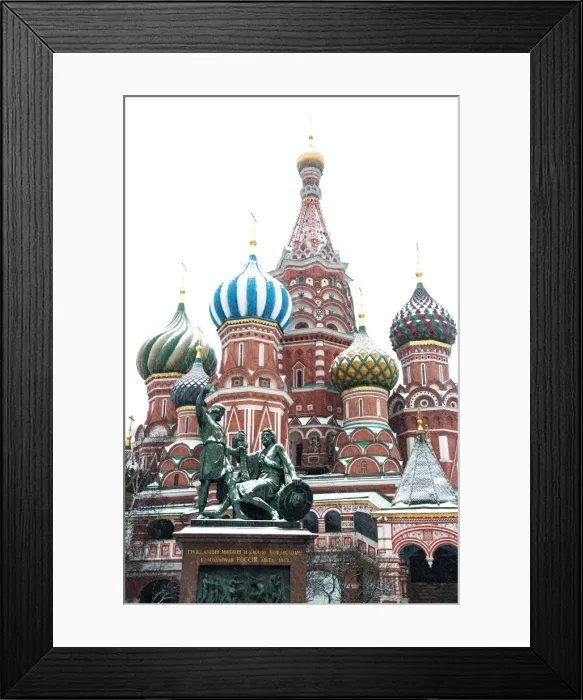 Framed Print : Saint Basilas cathedral on the Red Square, Moscow, Russia Framed Print : Saint Basilas cathedral on the Red Square, Moscow, Russia