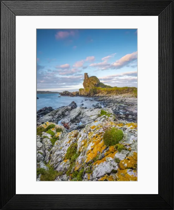 Framed Print : UK, Scotland, Argyll and Bute, Islay, Lagavulin Bay, Dunyvaig (Dunyveg) Castle Framed Print : UK, Scotland, Argyll and Bute, Islay, Lagavulin Bay, Dunyvaig (Dunyveg) Castle