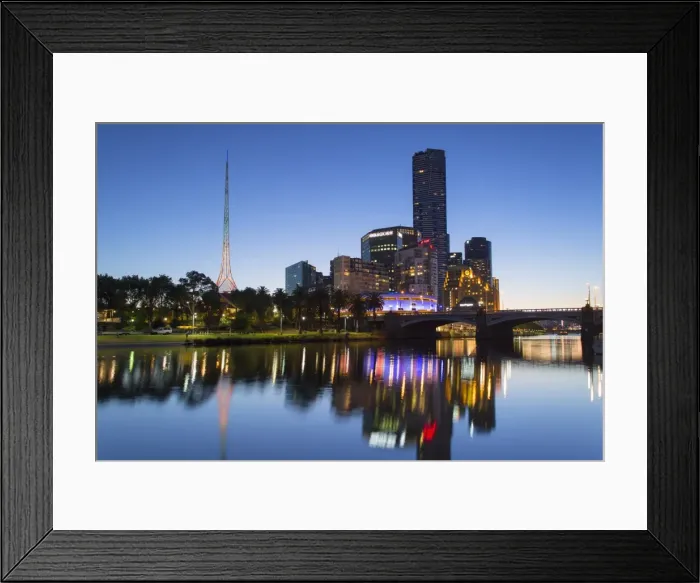 Framed Print : Eureka Tower and skyline along Yarra River at dusk, Melbourne, Victoria, Australia