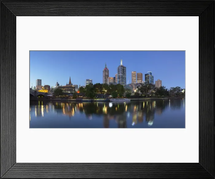 Framed Print : Melbourne skyline along Yarra River at dusk, Melbourne, Victoria, Australia Framed Print : Melbourne skyline along Yarra River at dusk, Melbourne, Victoria, Australia