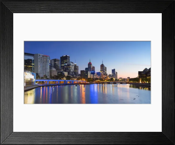 Framed Print : Skyline along Yarra River at dawn, Melbourne, Victoria, Australia Framed Print : Skyline along Yarra River at dawn, Melbourne, Victoria, Australia