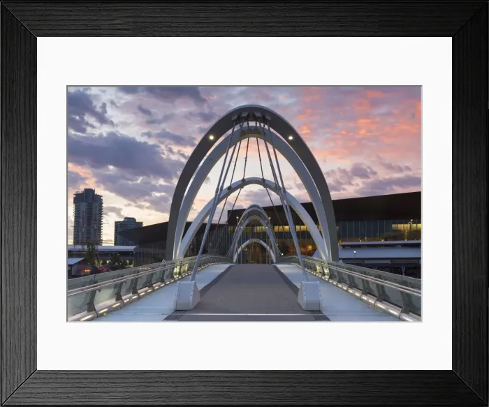 Framed Print : Seafarers Bridge and Convention Centre at dawn, Melbourne, Victoria, Australia Framed Print : Seafarers Bridge and Convention Centre at dawn, Melbourne, Victoria, Australia