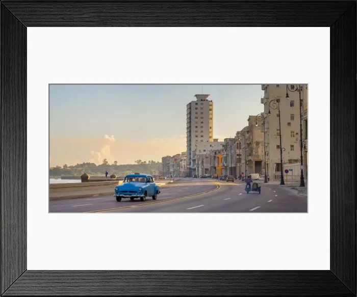Framed Print : Cuba, Havana, The Malecon, Classic 1950s American Cars