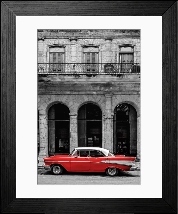 Framed Print : Cuba, La Habana Vieja (Old Havana), classic 1950s American Car