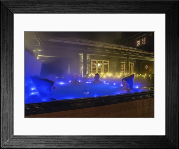 Framed Print : Relaxing oudoor Jacuzzi Meraker Lodge Norway Europe Framed Print : Relaxing oudoor Jacuzzi Meraker Lodge Norway Europe