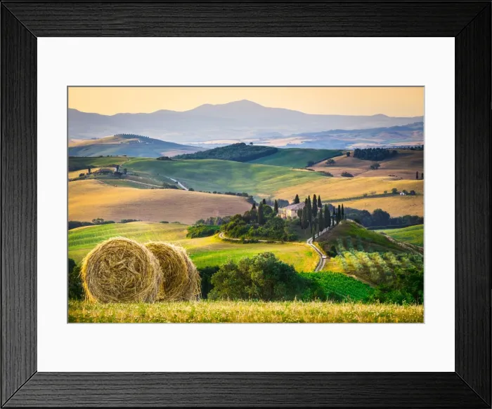 Framed Print : Orcia Valley, Tuscany, Italy Framed Print : Orcia Valley, Tuscany, Italy