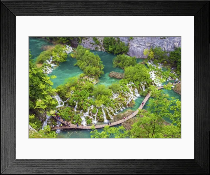 Framed Print : Croatia, Dalmatia, Karlovac, Plitvice, Plitvice national park, Lower lakes