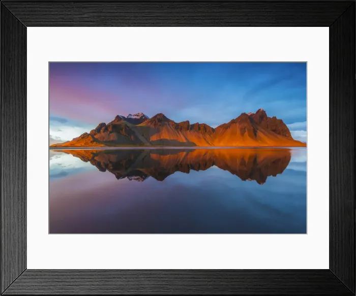 Framed Print : Stokksnes, Iceland. Vestrahorn mountain mirrors in the waters of the Stokksnes bay