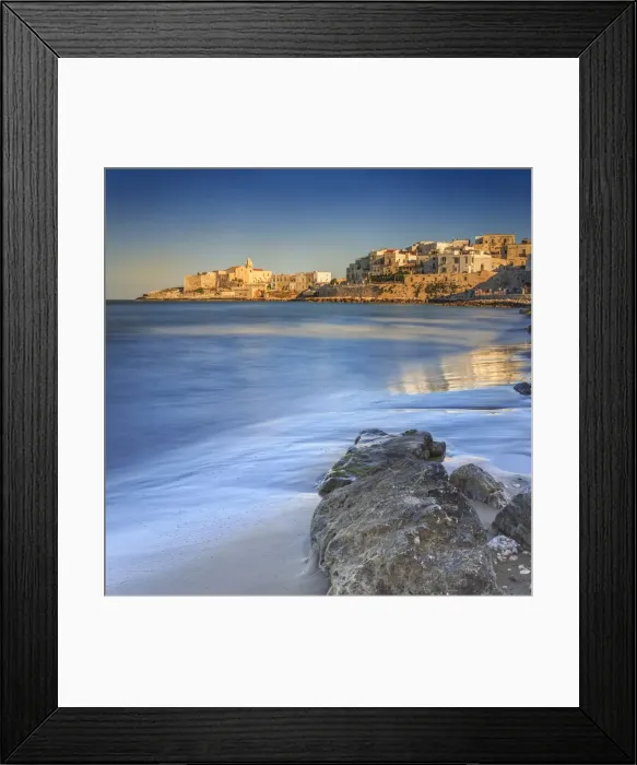 Framed Print : Italy, Italia. Apulia, Puglia, Foggia district. Gargano, Vieste Framed Print : Italy, Italia. Apulia, Puglia, Foggia district. Gargano, Vieste