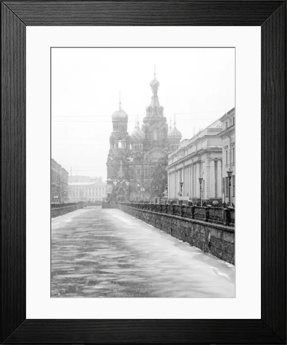 Framed Print : View towards Church of our Saviour on the spilled blood, Saint Petersburg, Russia