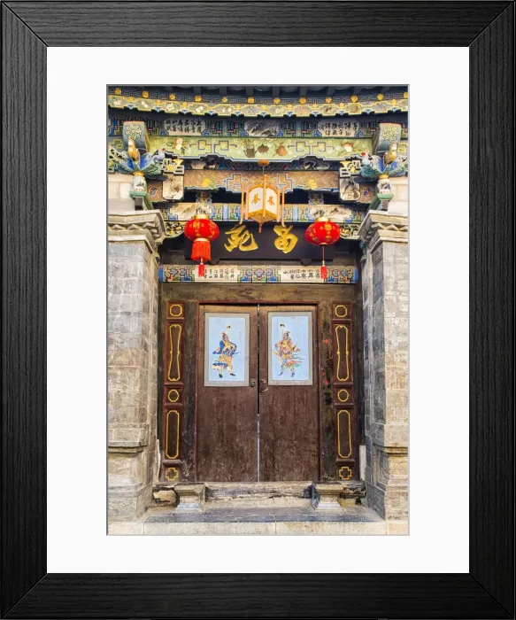 Framed Print : Door in Tuanshan historical village, Yunnan, China Framed Print : Door in Tuanshan historical village, Yunnan, China