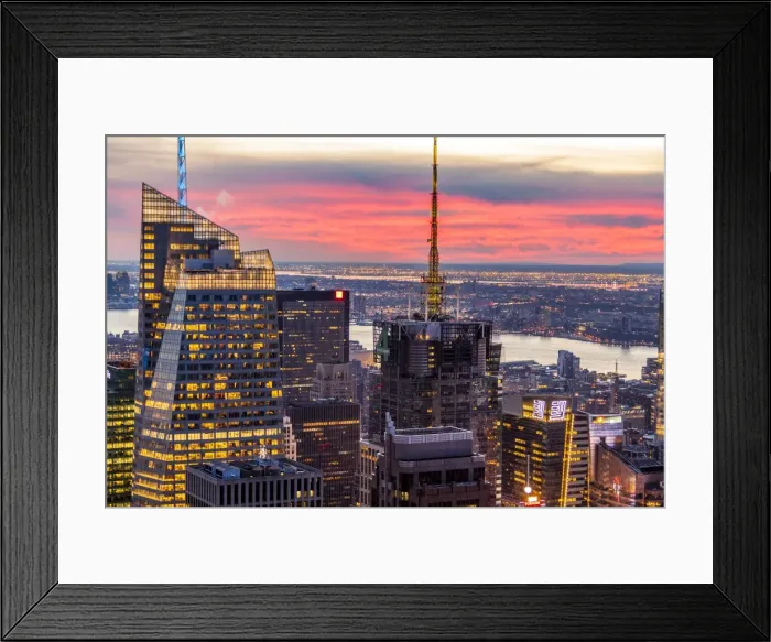 Framed Print : Midtown skyline with Empire State Building from the Rockefeller Center, Manhattan Framed Print : Midtown skyline with Empire State Building from the Rockefeller Center, Manhattan