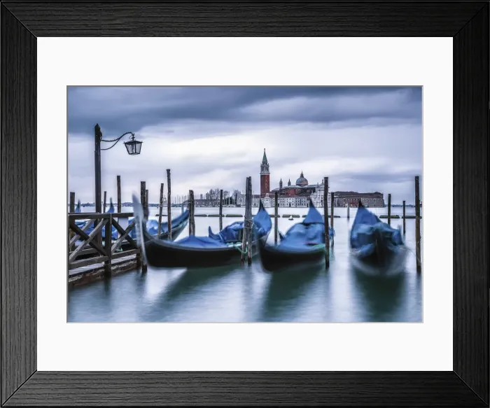 Framed Print : Italy, Veneto, Venice. Gondolas at dawn with San Giorgio Maggiore church on the background Framed Print : Italy, Veneto, Venice. Gondolas at dawn with San Giorgio Maggiore church on the background