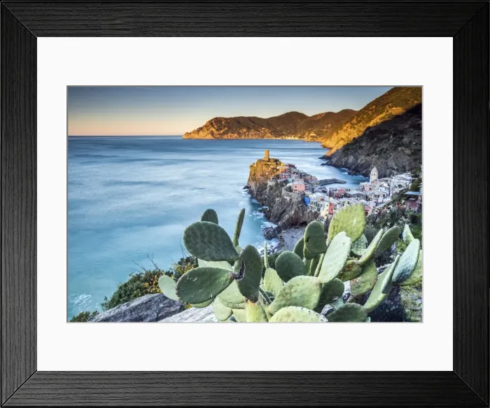Framed Print : The first light of dawn on the famous tower of the village of Vernazza. Cinque Terre National Park Framed Print : The first light of dawn on the famous tower of the village of Vernazza. Cinque Terre National Park
