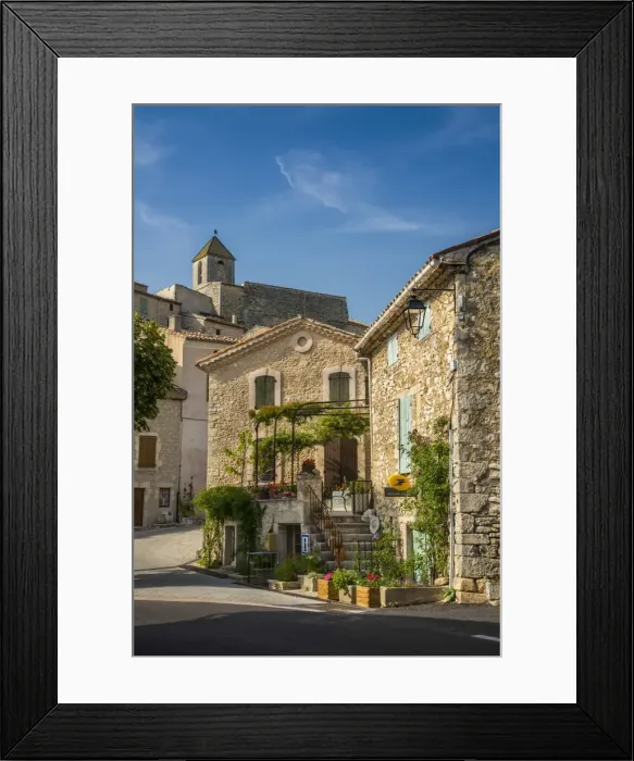 Framed Print : View of the village of Aurel, Provence, France