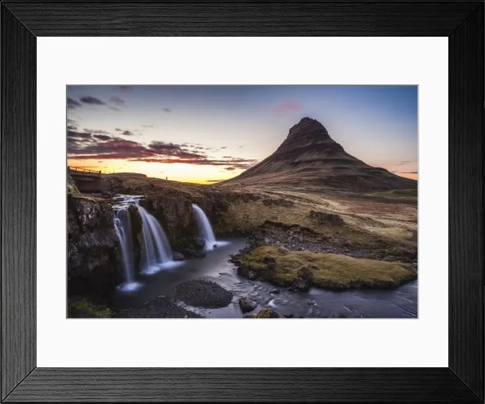 Framed Print : Snaefellsness peninsula, Iceland. Midnight sun at the Kirkjufell mountain Framed Print : Snaefellsness peninsula, Iceland. Midnight sun at the Kirkjufell mountain