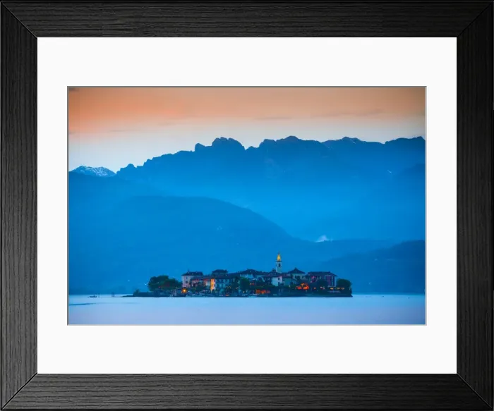 Framed Print : Isola dei Pescatori (Fishermens Islands) illuminated at sunset, Borromean Islands Framed Print : Isola dei Pescatori (Fishermens Islands) illuminated at sunset, Borromean Islands