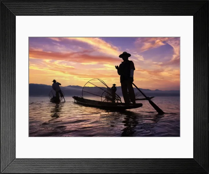 Framed Print : Myanmar (Burma), Shan State, Inle Lake, local fishermen at sunset Framed Print : Myanmar (Burma), Shan State, Inle Lake, local fishermen at sunset