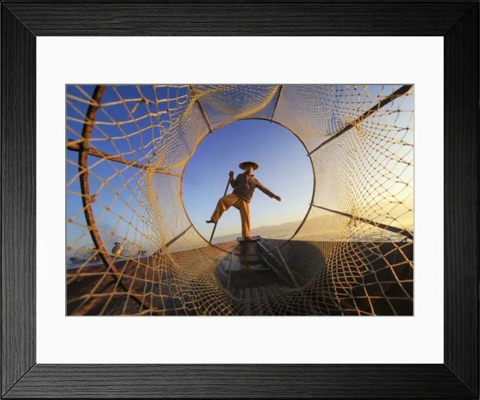 Framed Print : Myanmar (Burma), Shan State, Inle Lake, local fishermen at dawn Framed Print : Myanmar (Burma), Shan State, Inle Lake, local fishermen at dawn