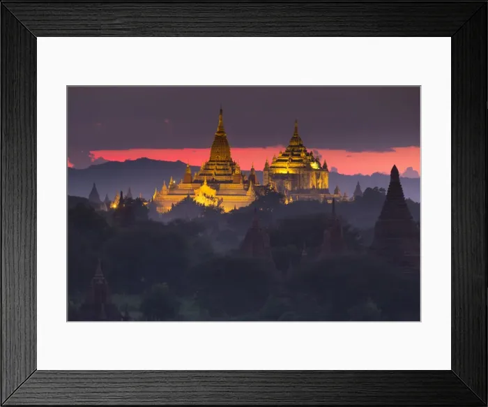 Framed Print : Myanmar (Burma), Temples of Bagan (Unesco world Heritage Site), Ananda temple Framed Print : Myanmar (Burma), Temples of Bagan (Unesco world Heritage Site), Ananda temple