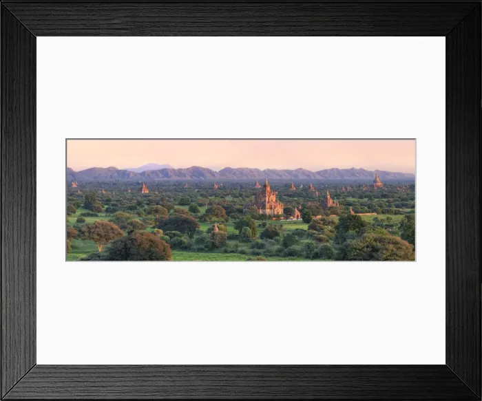 Framed Print : Myanmar (Burma), Temples of Bagan (Unesco world Heritage Site) Framed Print : Myanmar (Burma), Temples of Bagan (Unesco world Heritage Site)