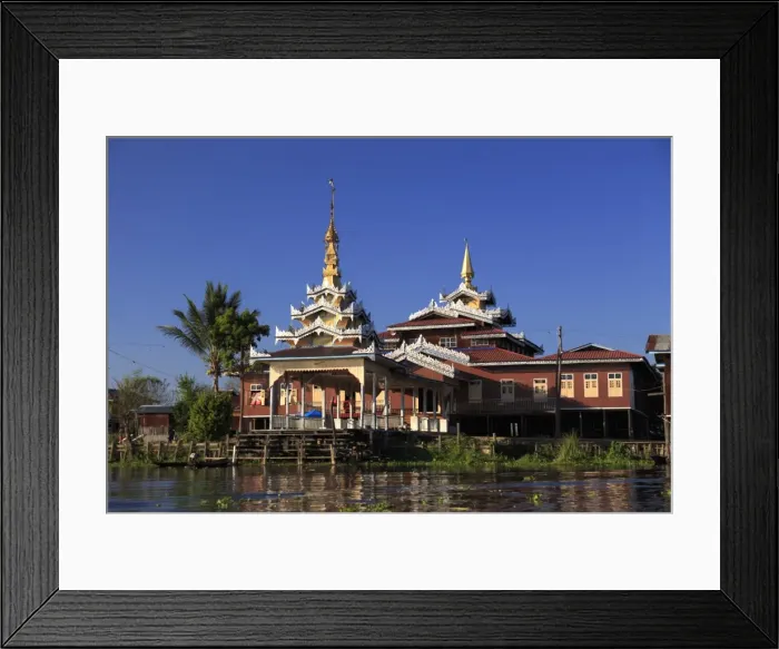 Framed Print : Myanmar (Burma), Shan State, Inle Lake, Nampan Village