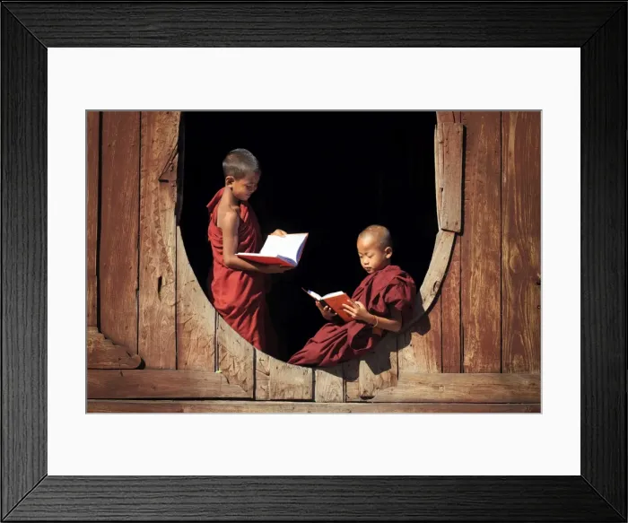 Framed Print : Myanmar (Burma), Shan State, Inle Lake, Nyaungshwe, Shwe Yaunghwe Kyaung monastery Framed Print : Myanmar (Burma), Shan State, Inle Lake, Nyaungshwe, Shwe Yaunghwe Kyaung monastery