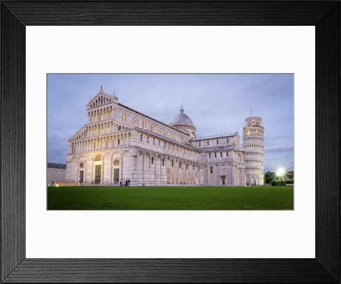 Framed Print : Pisa, Campo dei Miracoli, Tuscany. Cathedral and leaning tower at dusk, long exposure Framed Print : Pisa, Campo dei Miracoli, Tuscany. Cathedral and leaning tower at dusk, long exposure